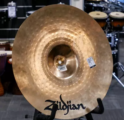 Store Special Product - Zildjian - ZBT18C - ZBT Series - 18 inch Crash